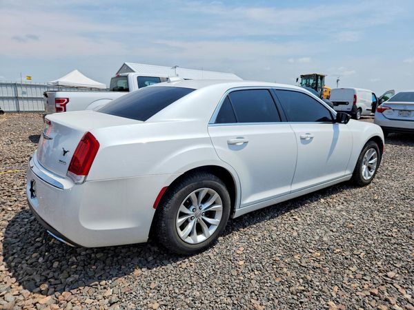 2015 CHRYSLER 300 Limited