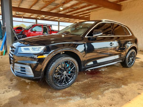 2018 AUDI Q5 quattro Prestige