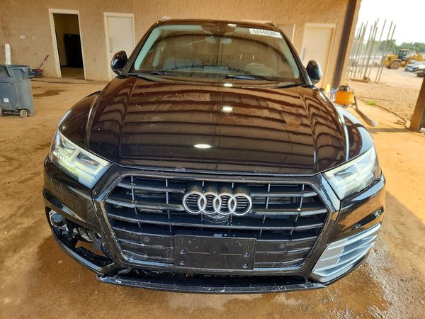 2018 AUDI Q5 quattro Prestige