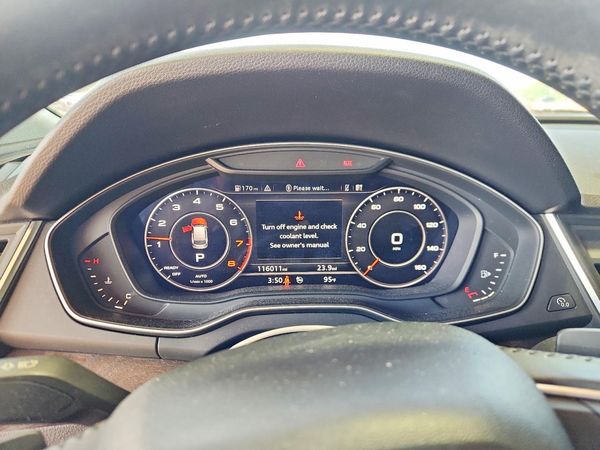 2018 AUDI Q5 quattro Prestige