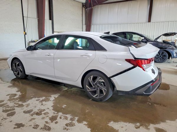 2026 HYUNDAI ELANTRA