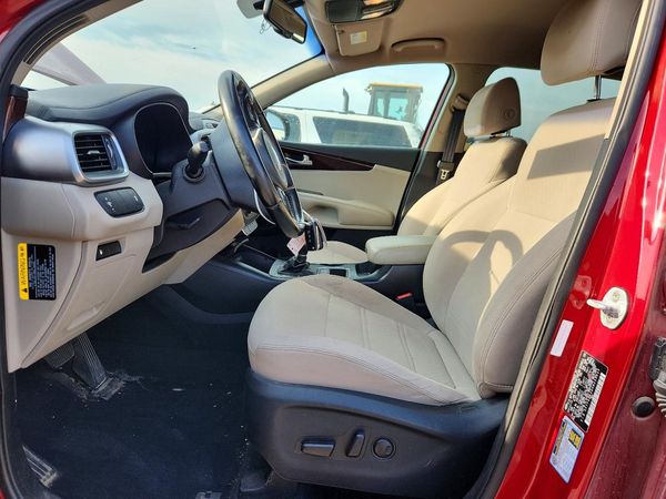 2017 KIA SORENTO L, LX