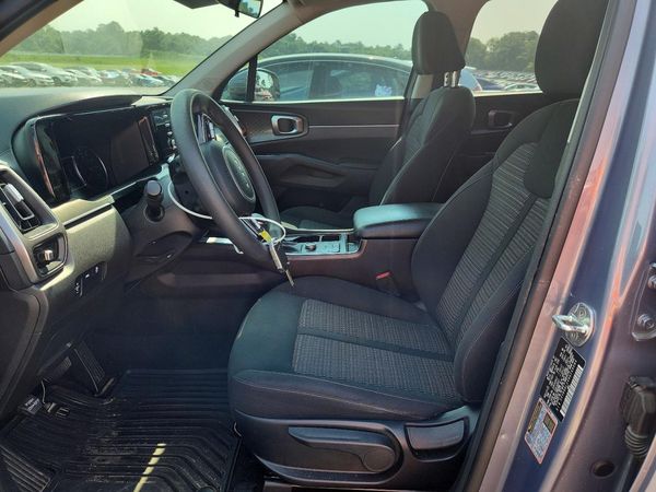 2022 KIA SORENTO LX
