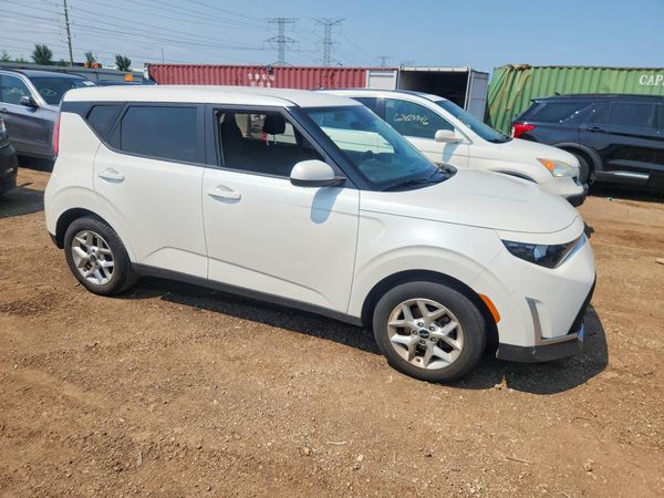 2024 KIA SOUL LX, S