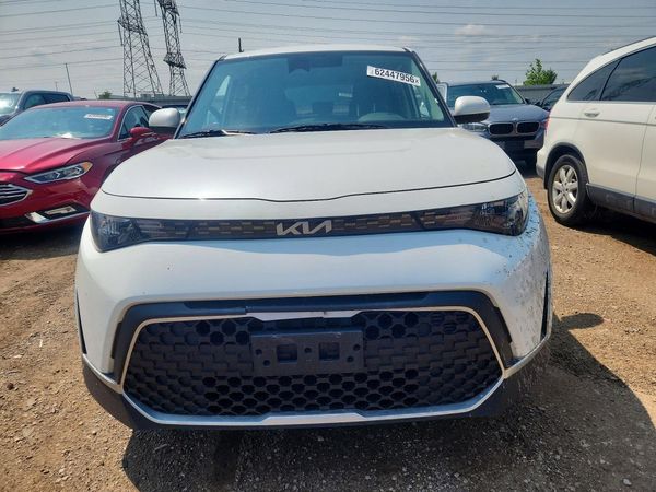 2024 KIA SOUL LX, S