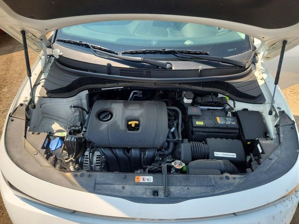 2024 KIA SOUL LX, S