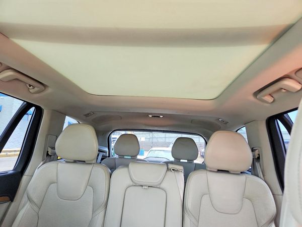 2018 VOLVO XC90