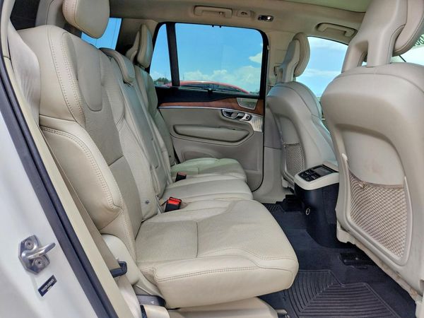 2018 VOLVO XC90