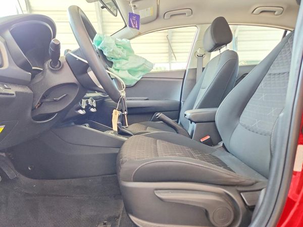 2022 KIA RIO LX, S