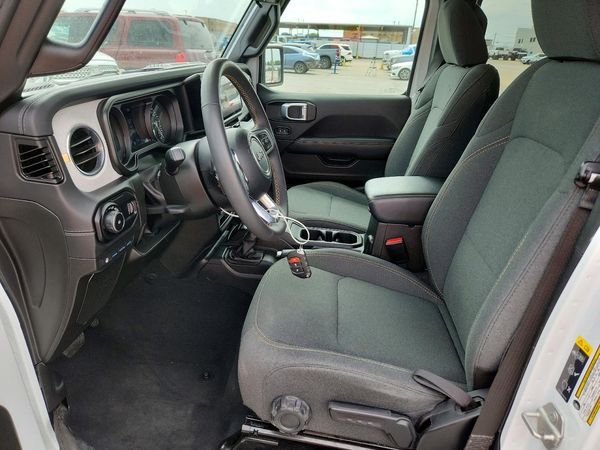 2024 JEEP WRANGLER 4-DOOR SAHARA 4XE