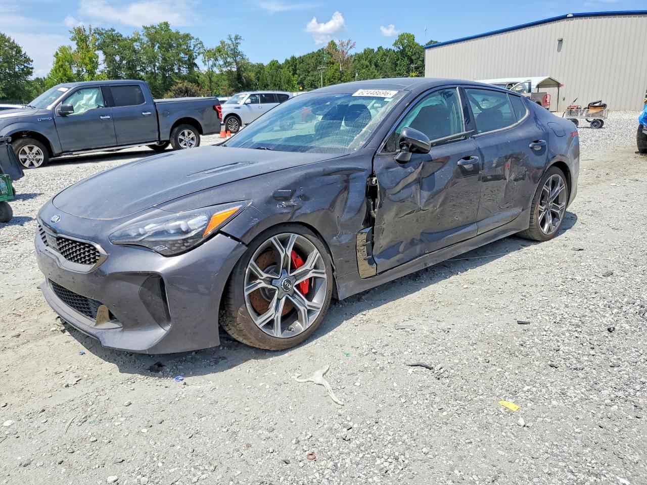 2020 KIA STINGER