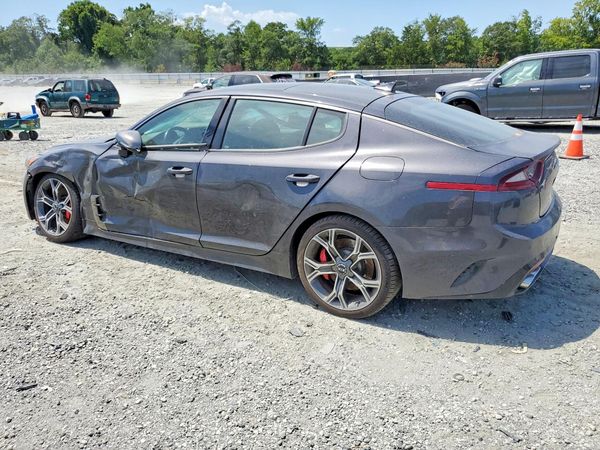 2020 KIA STINGER