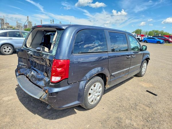 2013 DODGE GRAND CARAVAN SE
