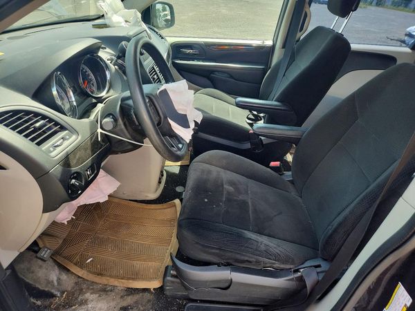 2013 DODGE GRAND CARAVAN SE