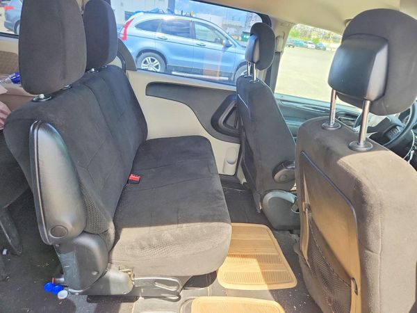 2013 DODGE GRAND CARAVAN SE