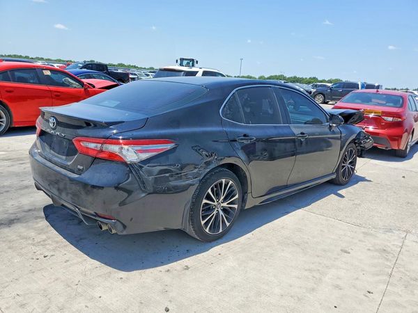 2018 TOYOTA CAMRY L/LE/SE/XLE