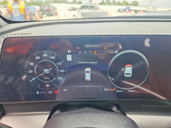 2025 KIA SPORTAGE SX