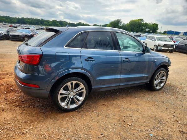 2018 AUDI Q3
