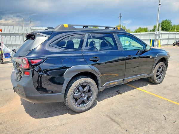 2025 SUBARU OUTBACK Wilderness