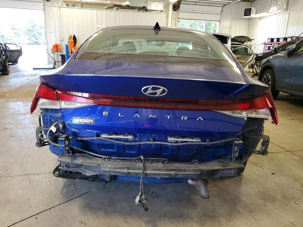 2021 HYUNDAI ELANTRA Blue
