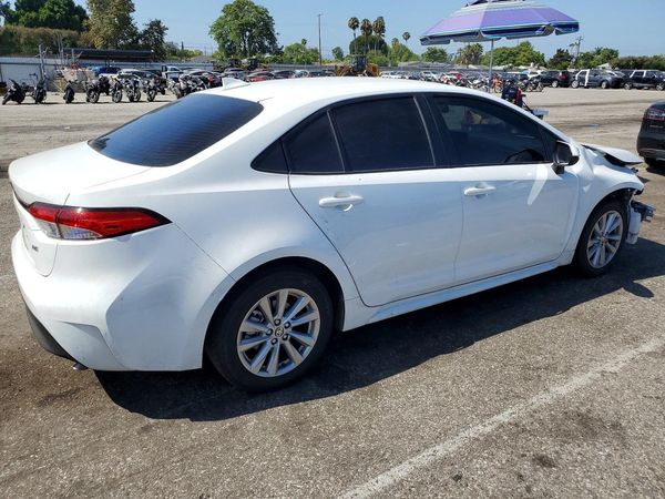 2024 TOYOTA COROLLA
