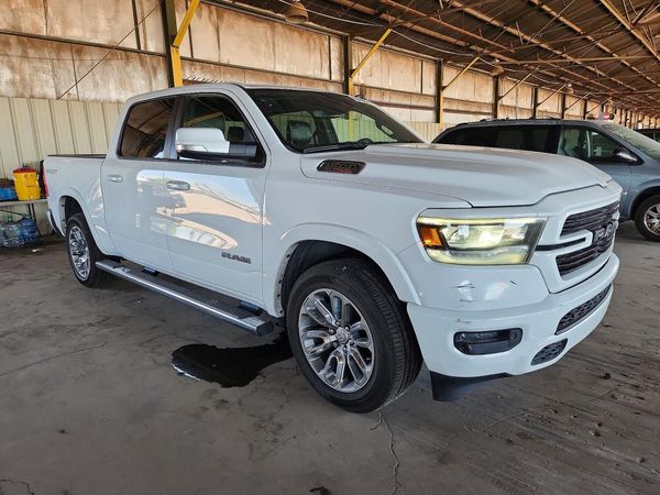 2020 RAM 1500 LARAMIE CREW CAB 4X2