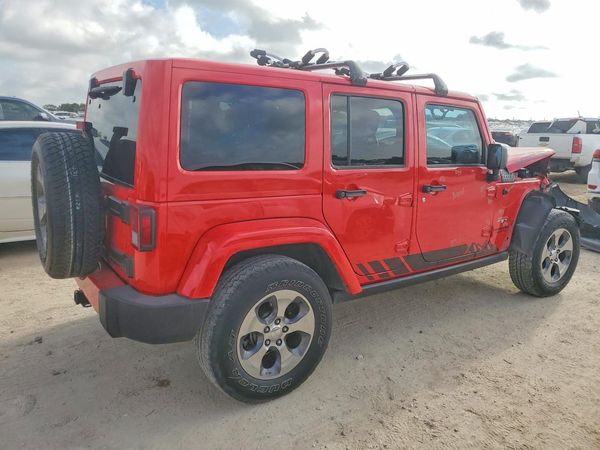 2016 JEEP WRANGLER UNLIMITED SAHARA 4X4
