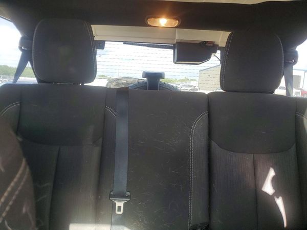2016 JEEP WRANGLER UNLIMITED SAHARA 4X4