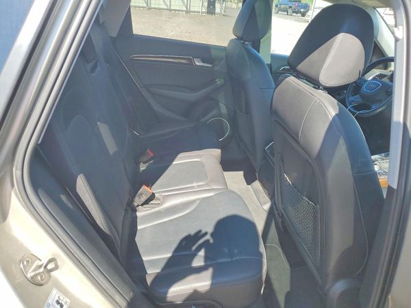 2017 AUDI Q5 quattro Premium Plus