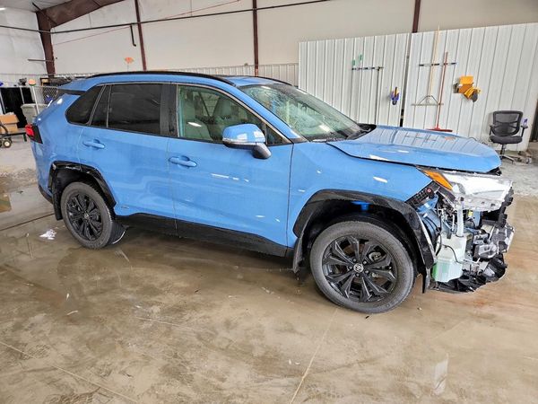 2022 TOYOTA RAV4
