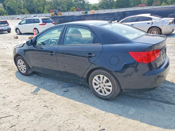 2013 KIA FORTE LX