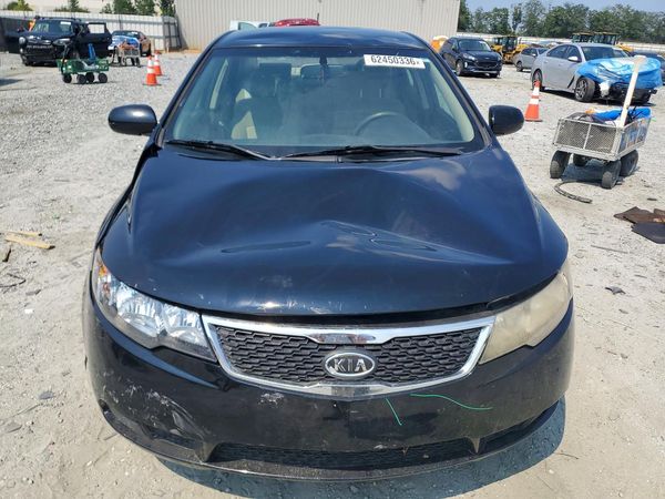2013 KIA FORTE LX