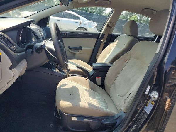 2013 KIA FORTE LX