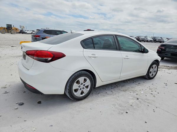 2018 KIA FORTE LX Base