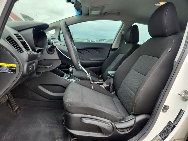 2018 KIA FORTE LX Base