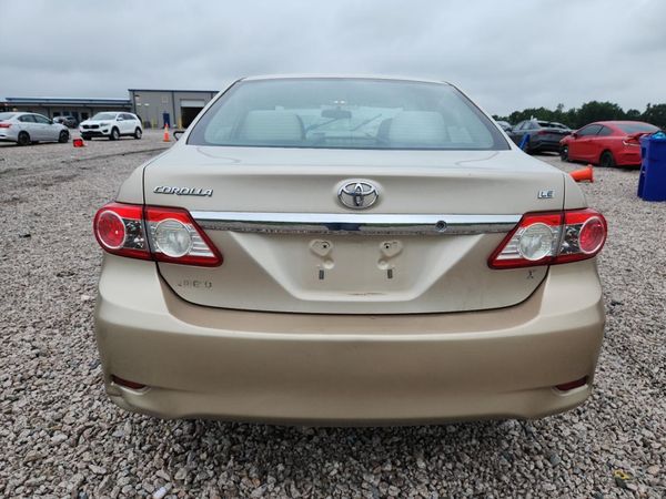 2013 TOYOTA COROLLA