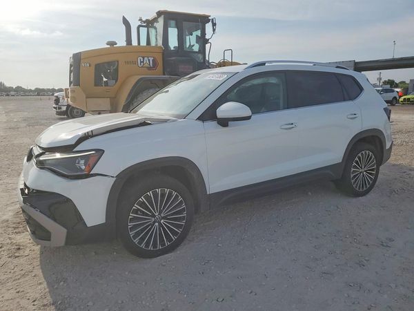 2025 VOLKSWAGEN TAOS SE