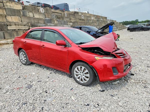 2013 TOYOTA COROLLA