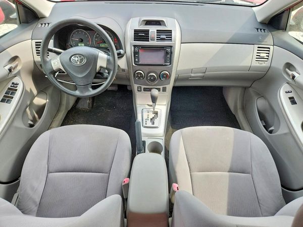 2013 TOYOTA COROLLA