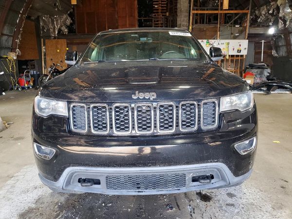 2017 JEEP GRAND CHEROKEE LAREDO 4X4