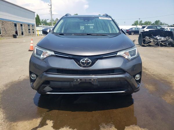 2018 TOYOTA RAV4 Adventure/XLE