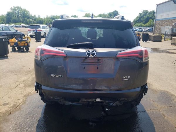 2018 TOYOTA RAV4 Adventure/XLE