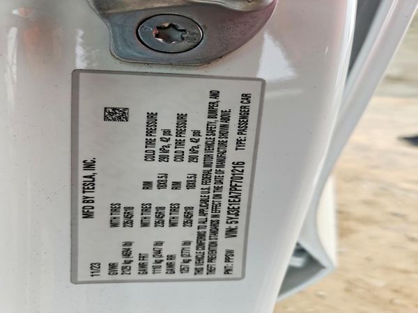 2023 TESLA MODEL 3