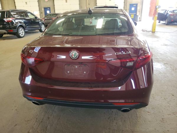 2017 ALFA ROMEO GIULIA AWD