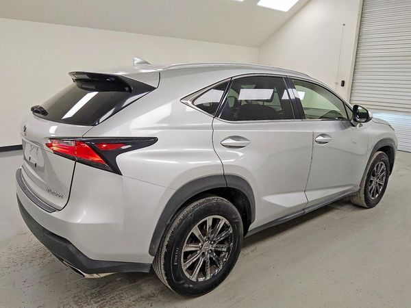 2016 LEXUS NX 200T 200t Luxury