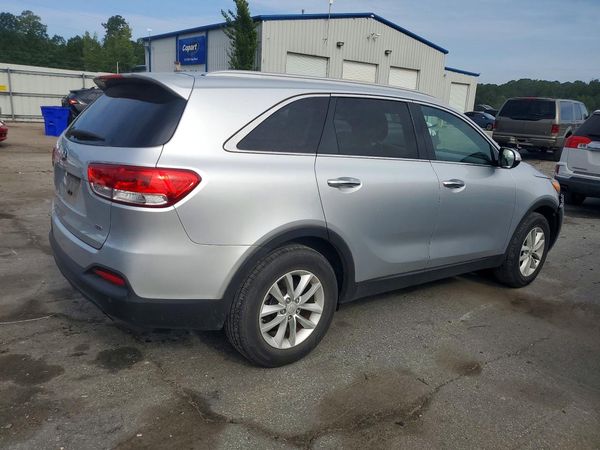 2016 KIA SORENTO L / LX