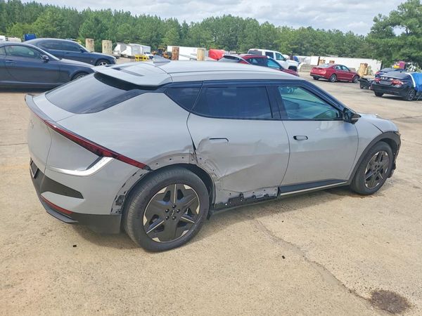 2025 KIA EV6