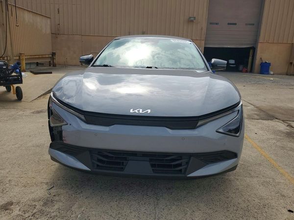 2025 KIA EV6