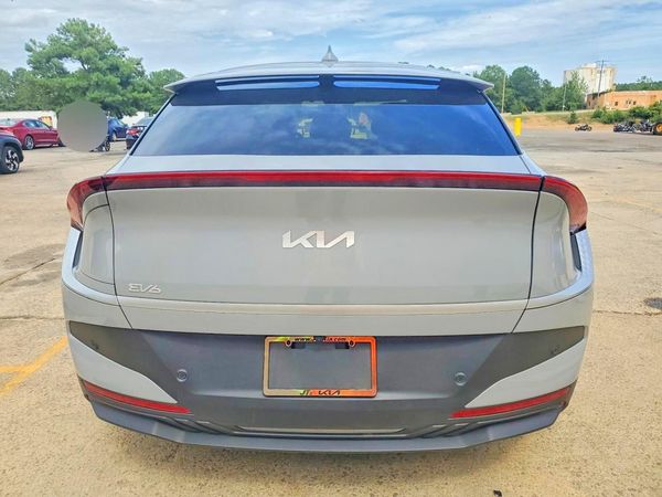 2025 KIA EV6