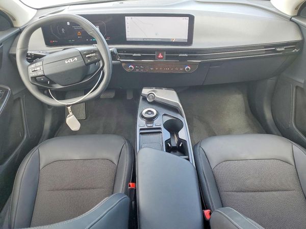 2025 KIA EV6